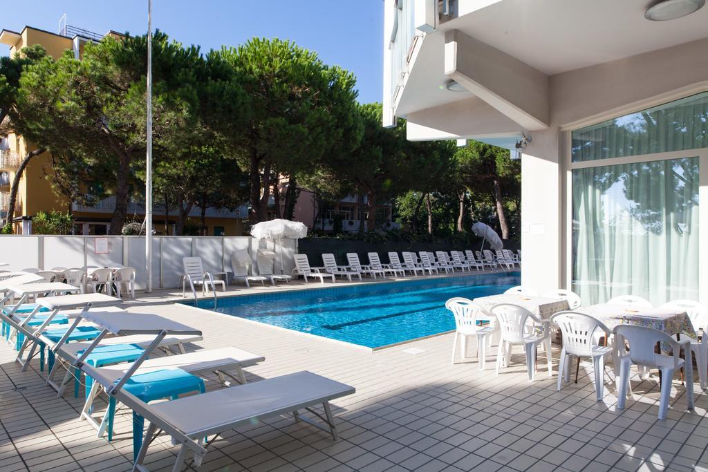 Hotel Sahara Milano Marittima Extérieur photo