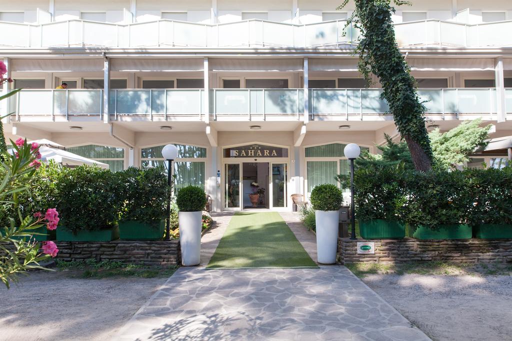 Hotel Sahara Milano Marittima Extérieur photo