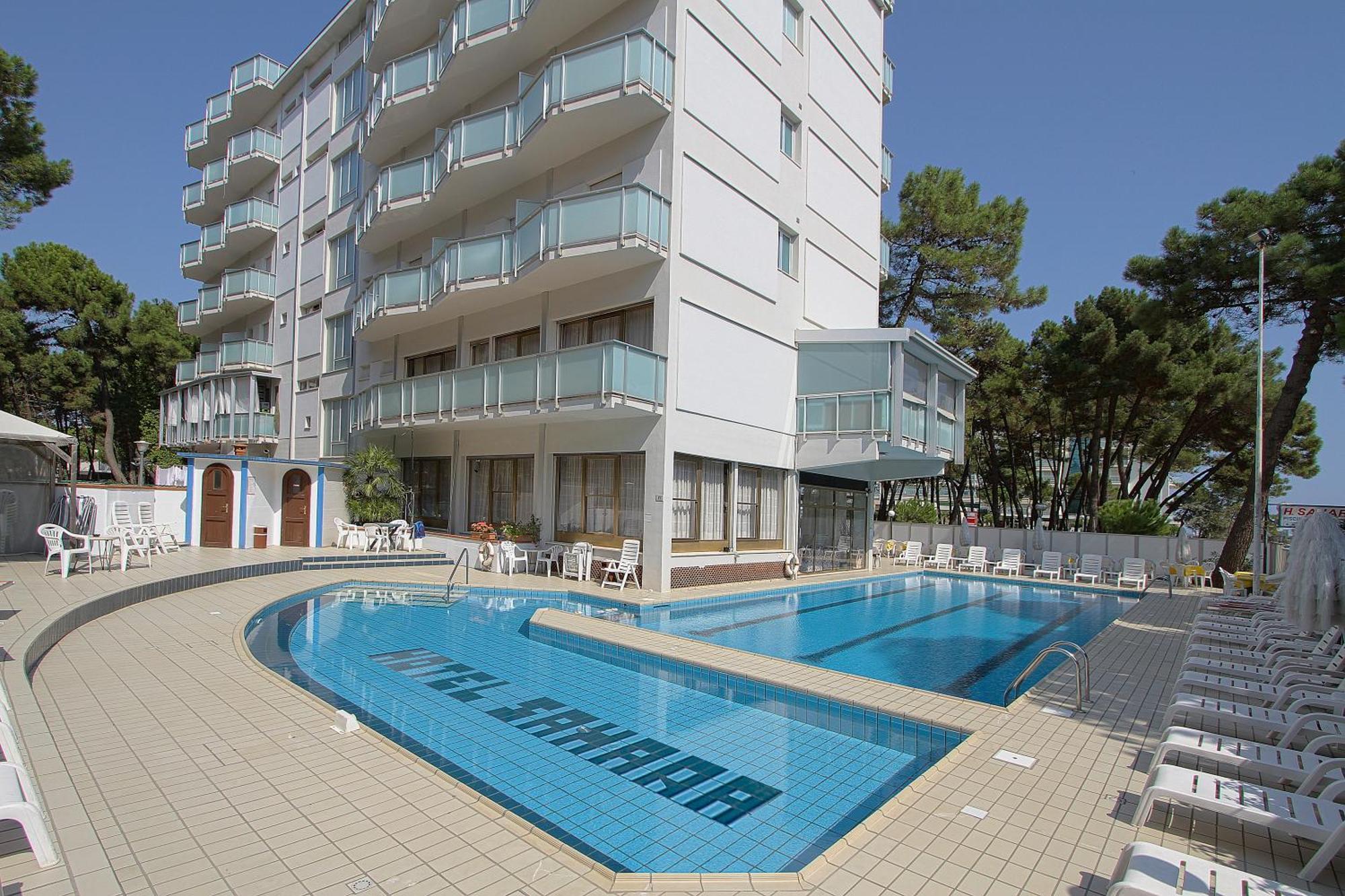 Hotel Sahara Milano Marittima Extérieur photo