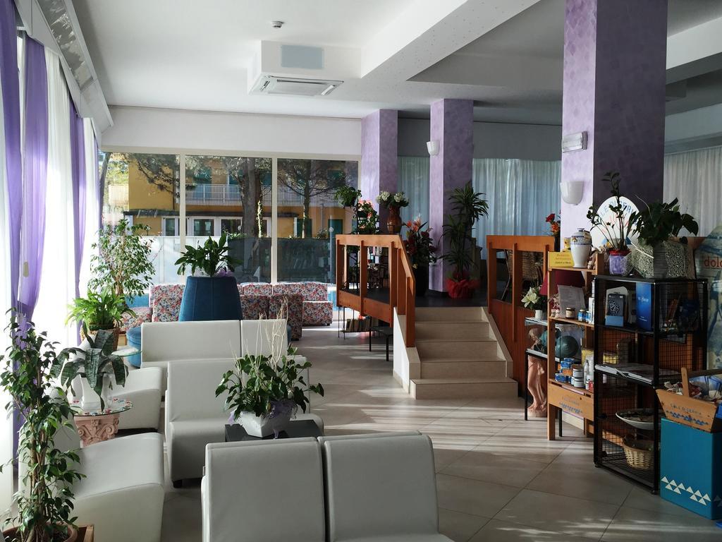 Hotel Sahara Milano Marittima Extérieur photo