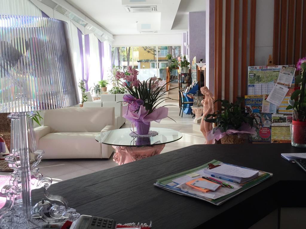 Hotel Sahara Milano Marittima Extérieur photo