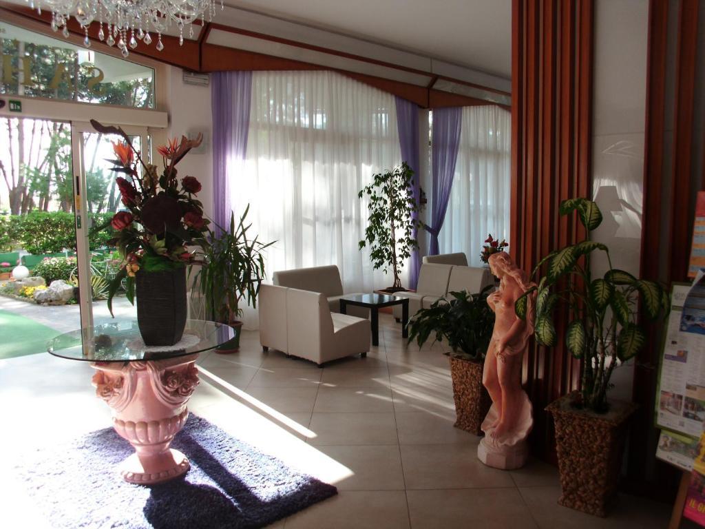 Hotel Sahara Milano Marittima Extérieur photo