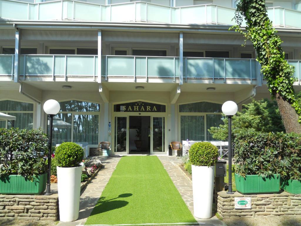 Hotel Sahara Milano Marittima Extérieur photo