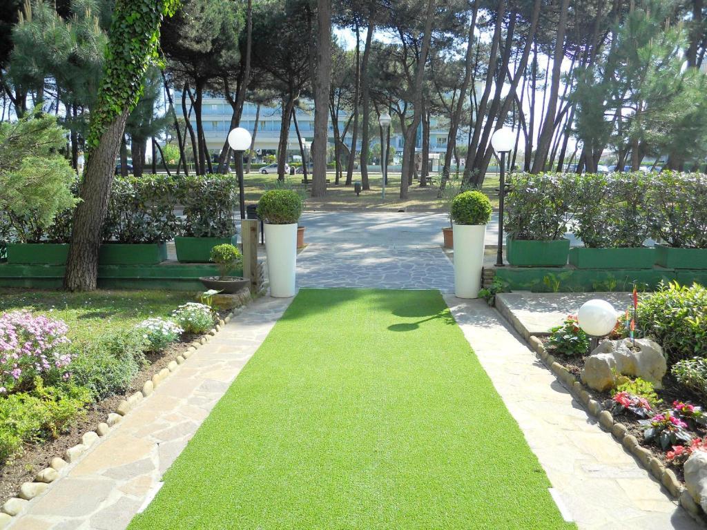 Hotel Sahara Milano Marittima Extérieur photo