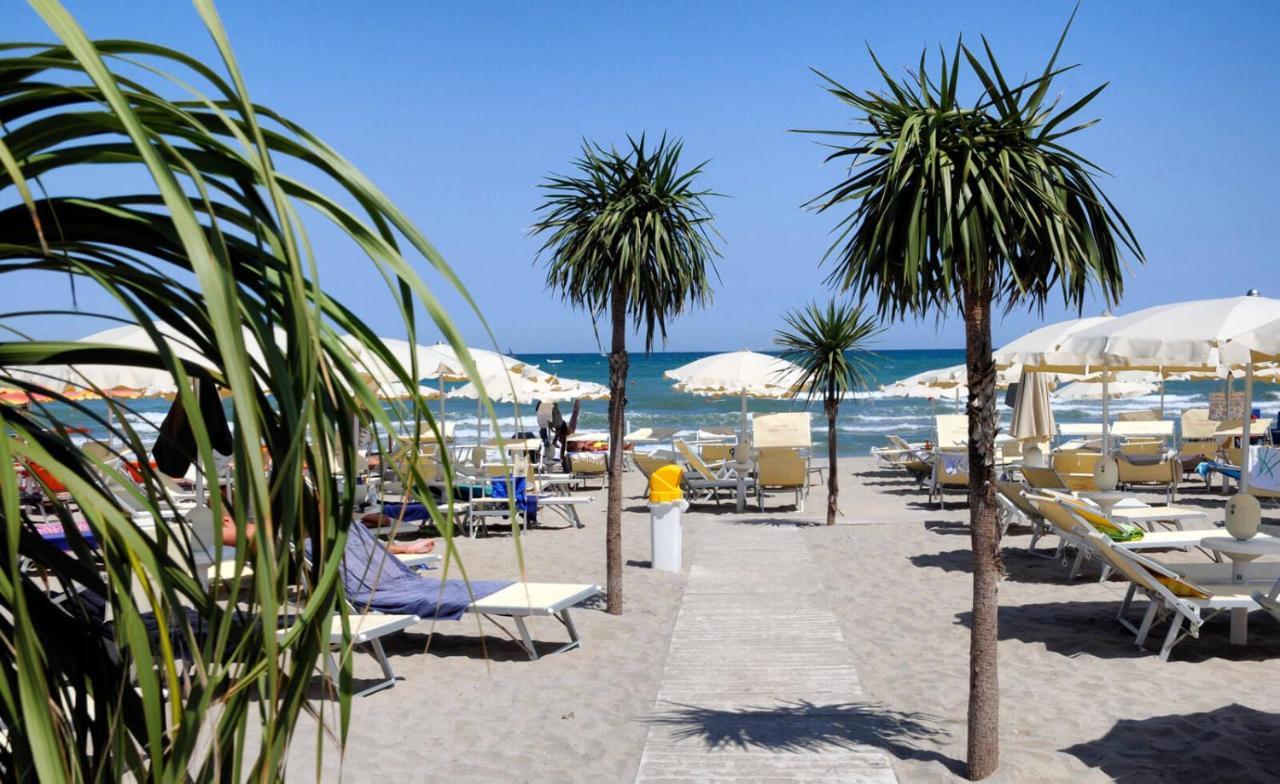 Hotel Sahara Milano Marittima Extérieur photo