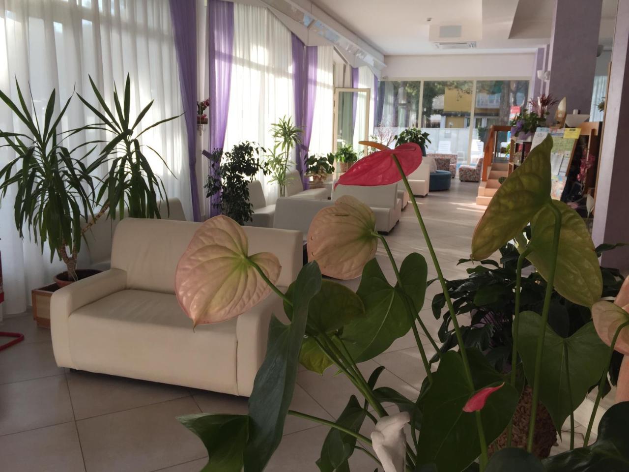 Hotel Sahara Milano Marittima Extérieur photo