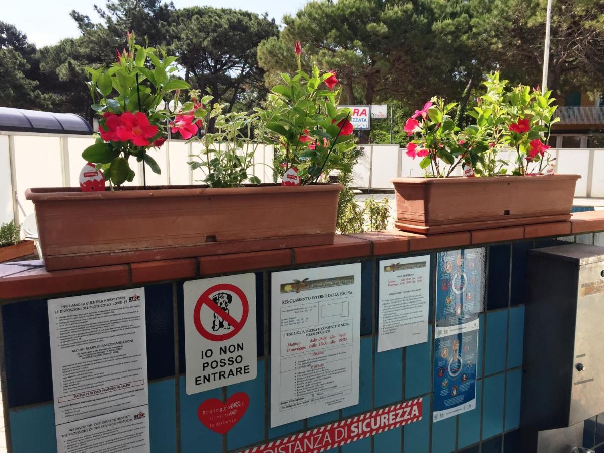 Hotel Sahara Milano Marittima Extérieur photo